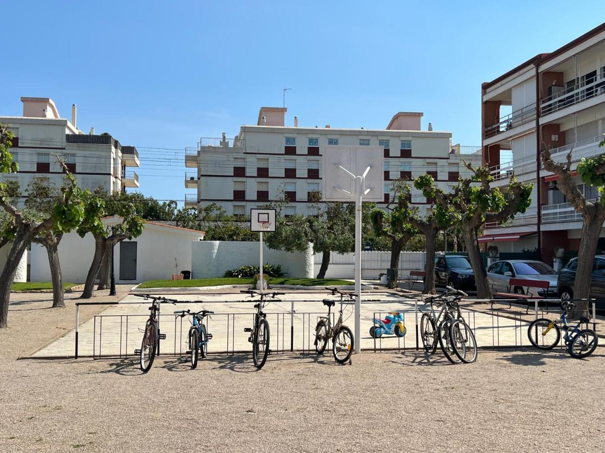 Апартаменты Apartamento Muy Luminoso En Segunda Linea De Mar Рода-де-Бара Экстерьер фото