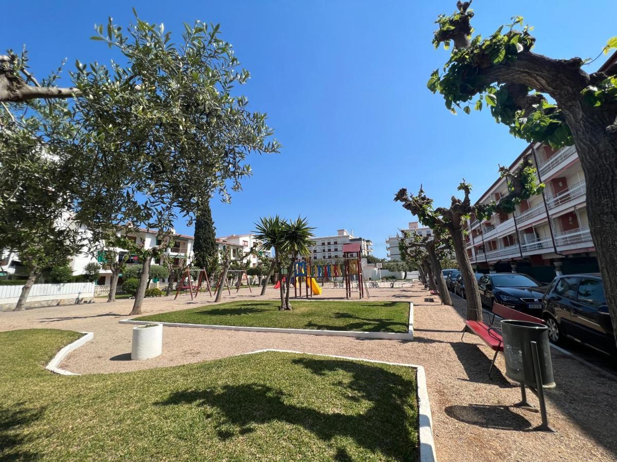 Апартаменты Apartamento Muy Luminoso En Segunda Linea De Mar Рода-де-Бара Экстерьер фото